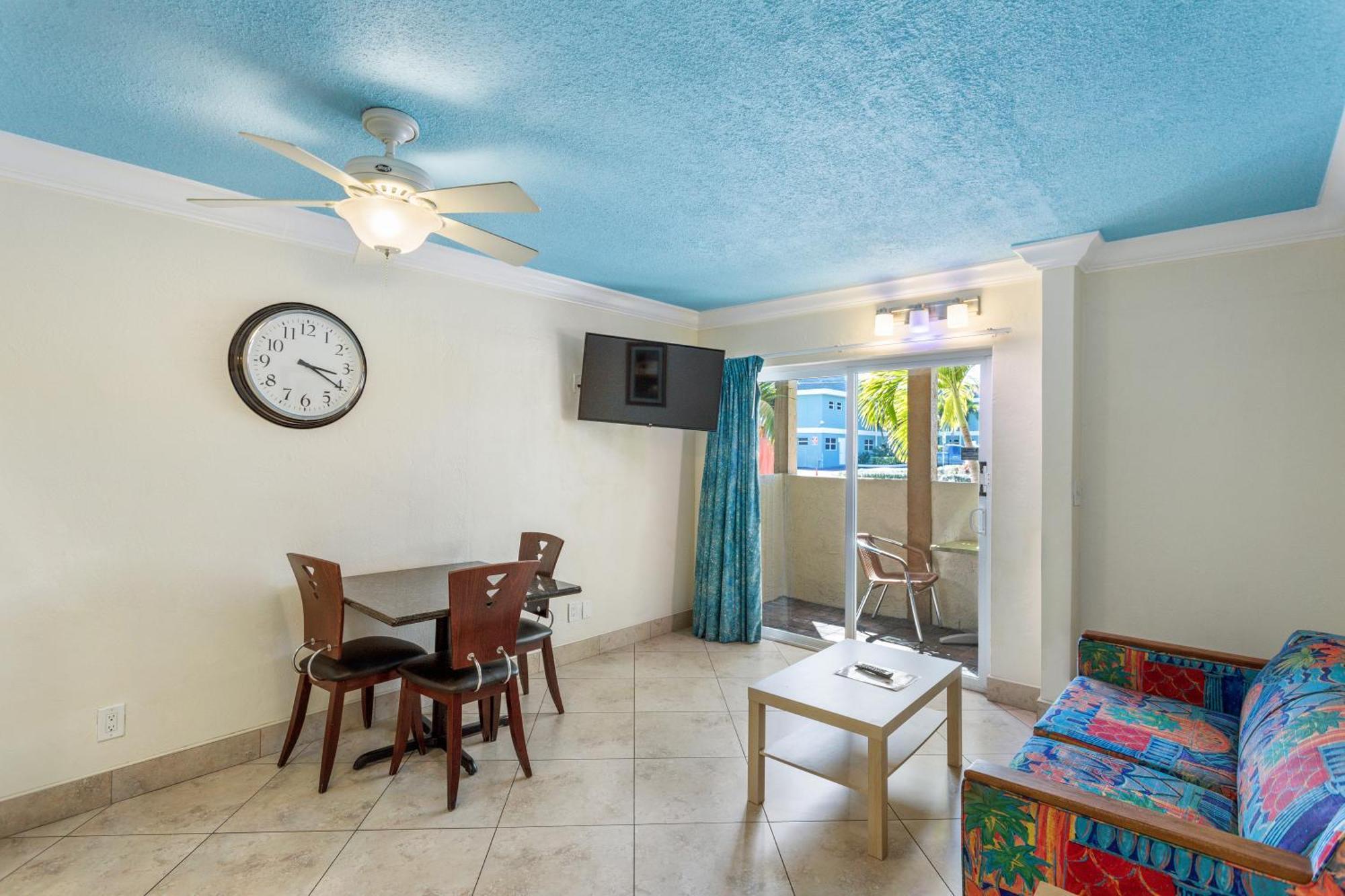Bay Palms Waterfront Resort - Hotel And Marina St. Pete Beach Room photo