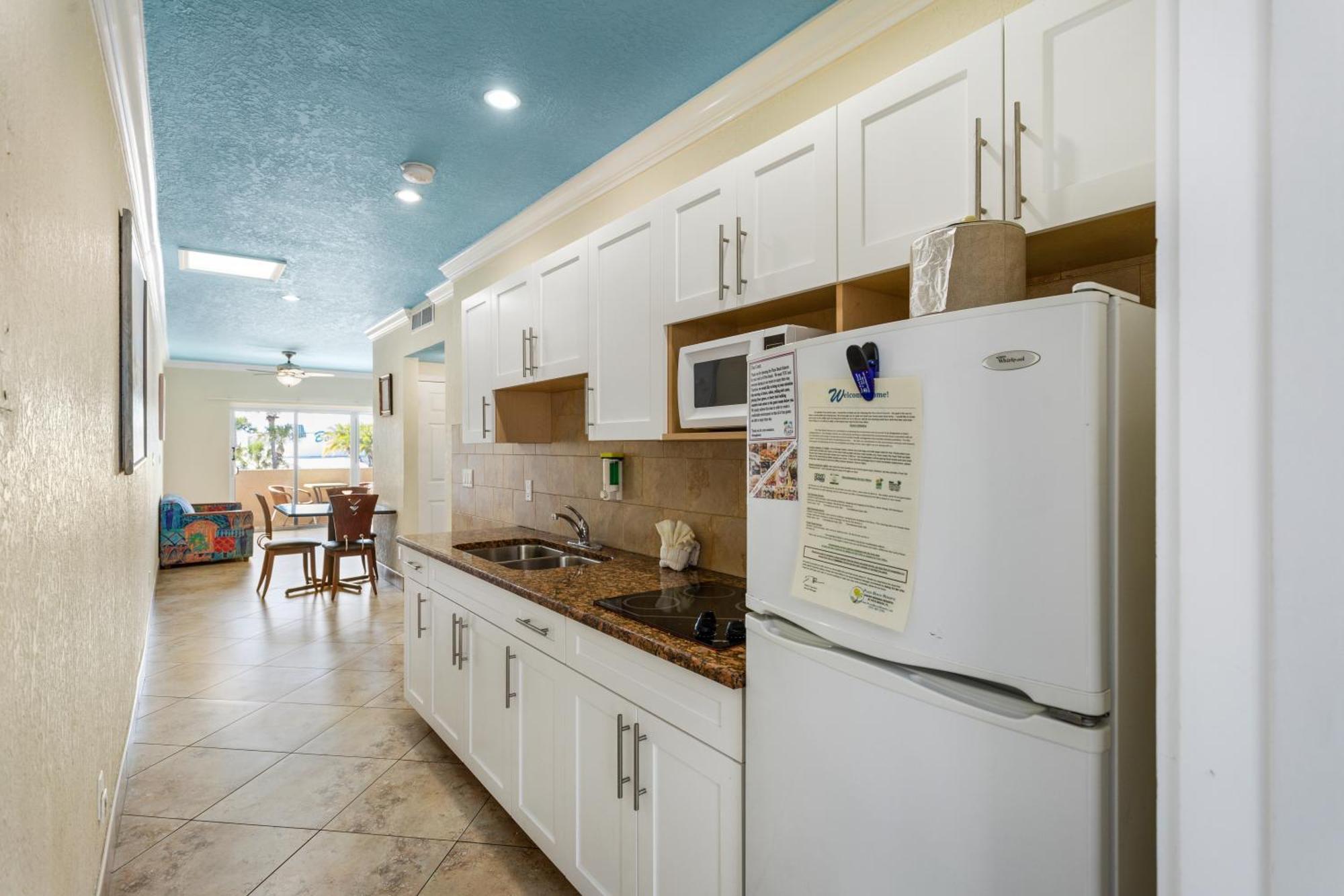 Bay Palms Waterfront Resort - Hotel And Marina St. Pete Beach Room photo
